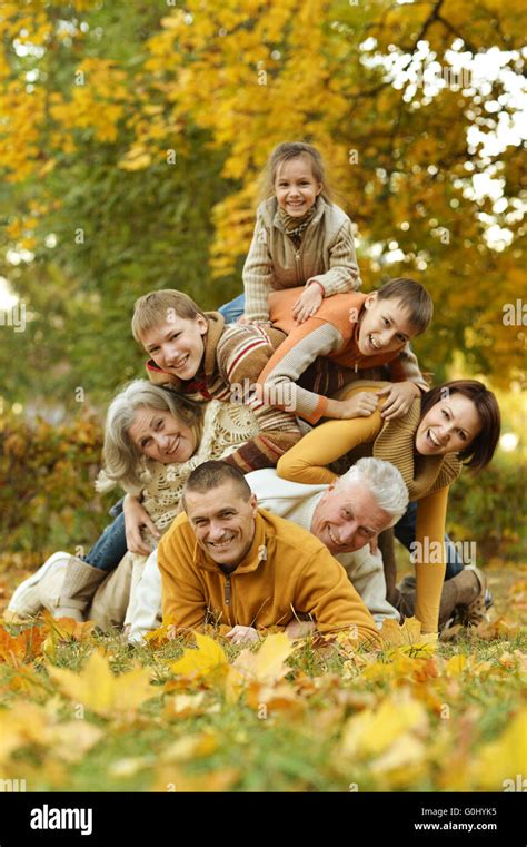 Happy smiling family Stock Photo - Alamy