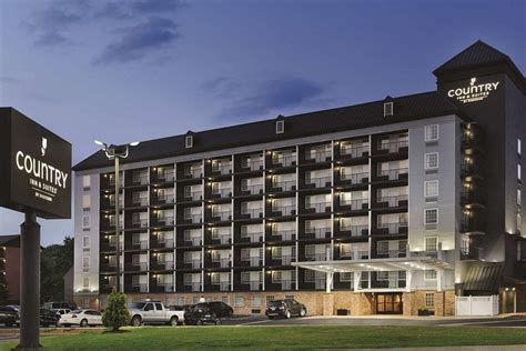 COUNTRY INN & SUITES BY RADISSON, PIGEON FORGE SOUTH, TN $74 ($̶1̶0̶5̶ ...