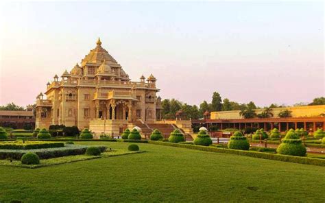 Akshardham Temple Gandhinagar, History, Timings, Water show