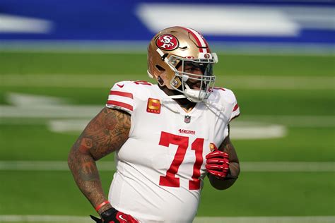 Trent Williams, San Francisco 49ers agree to historic contract