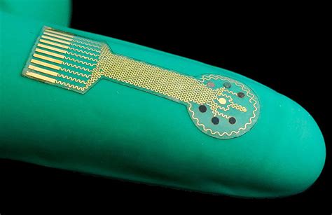 These smart bandages could effectively treat chronic wounds