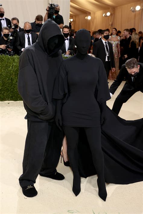 Wait, Who Was the Masked Man With Kim Kardashian at the Met Gala 2021 ...