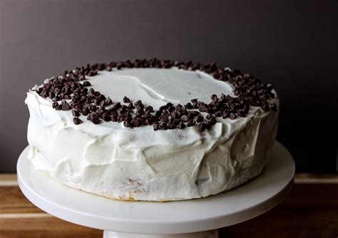 Chocolate chip cannoli cake - Extra Black Olives