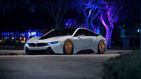 Download Wallpaper 1366x768 Bmw, I8, White, Side view laptop 1366x768 ...