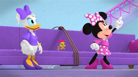 First Look: Disney Junior Debuts 'Minnie's Bow-Toons: Party Palace Pals ...