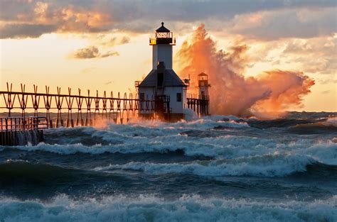 Lighthouses Battered by 20 Foot Waves | HuffPost