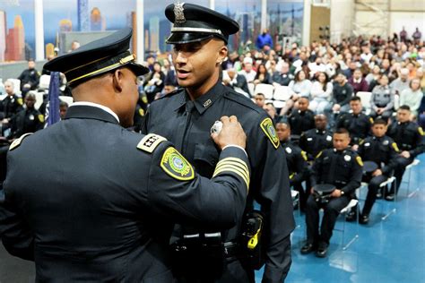 Houston's $1B police budget won't fill staff shortages, officials say