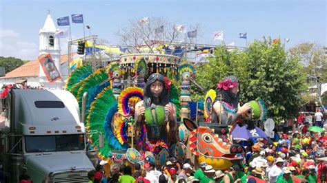 Colorido y tradición en desfile del martes de Carnaval en Las Tablas ...