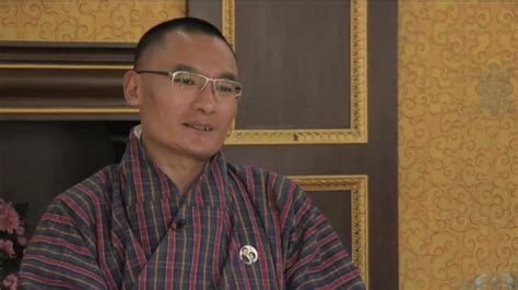 Bhutan prime minister: 'No shortcut to growth' - BBC News