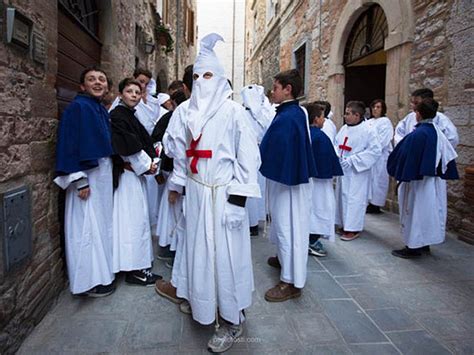 Umbria Festivals - Anne's Italy