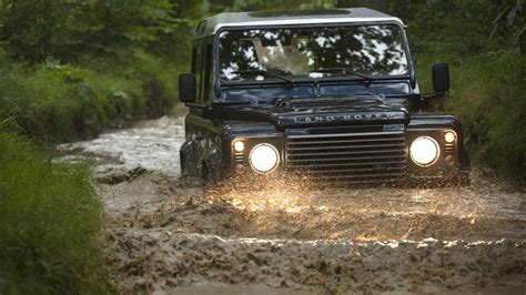 Land Rover Defender Off Road Wallpapers