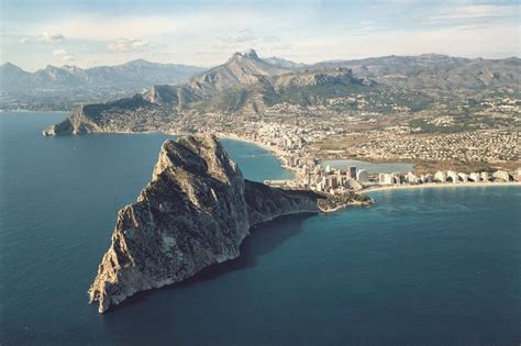 Peñon de Ifach - Taking a Hike up Calpe Rock | Calpe Guide: Places to ...