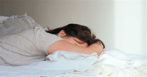 What Is Bed Rot & Is It Different From Duvet Day?