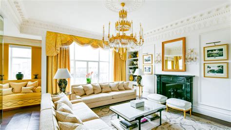 Luxury Suites and Rooms in Central London | The Savoy