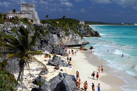 5 Remarkable Reasons to Visit the Riviera Maya - The Urban HousewifeThe ...