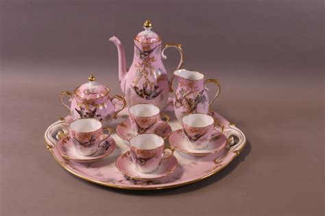 ANTIQUE HANDPAINTED PORCELAIN TEA SET - Redlands Antique Auction