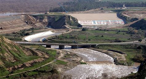 USACE Lower Santa Ana River Channel - Geocon, Inc.