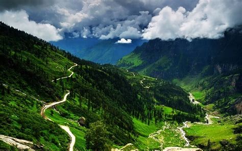 15 Fascinating Hill Stations Near Shimla For Everyone