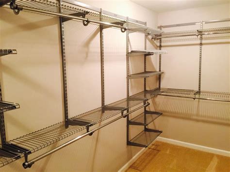 Amazon.com: Customer reviews: Rubbermaid Configurations Custom Closet ...