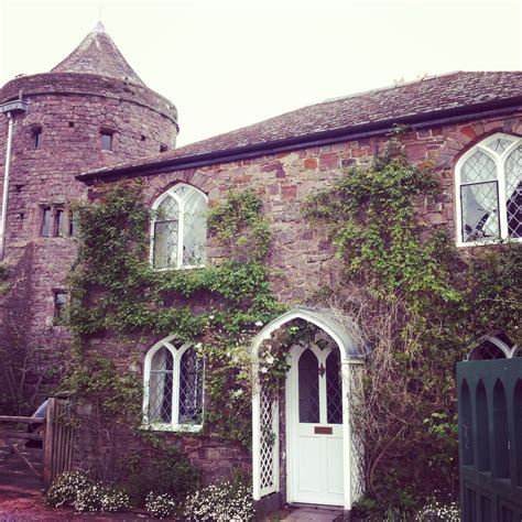 Tiverton Castle: An Idyllic Escape in Devon