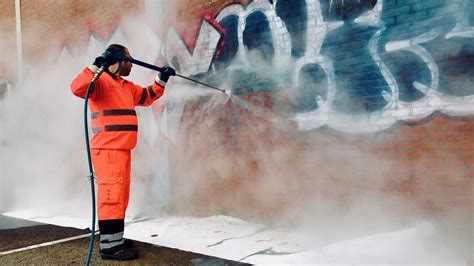 How to Remove Graffiti From a Wall - All City Street Art