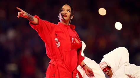 Watch Rihanna’s Super Bowl 2023 Halftime Show Performance - ReportWire