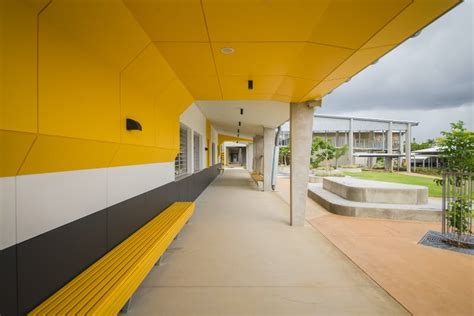 Calliope State High School, QLD | Safetyline Jalousie