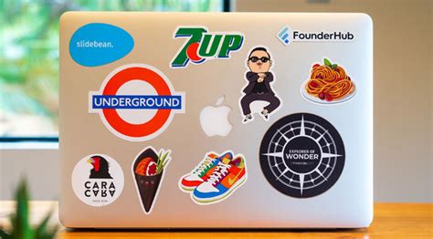 Função mordida tradução custom laptop stickers Álbum de formatura Latim ...