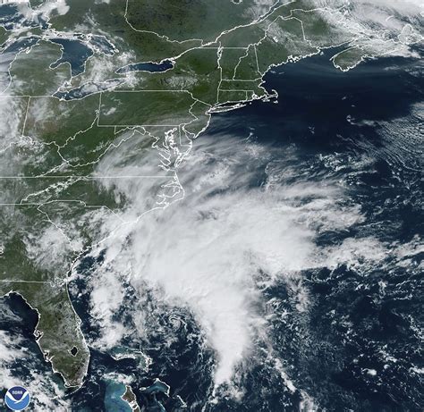 Tropical storm warning issued for East Coast from N.C. to Delaware ...