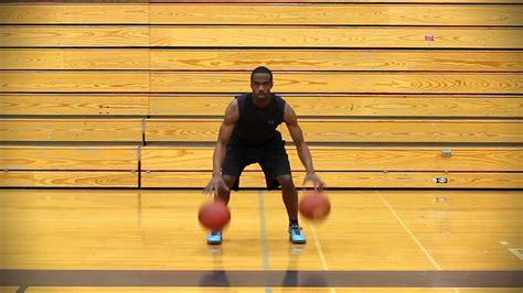 BASKETBALL DRIBBLE DRILL : Two Ball Drill "Stationary Double Dribble ...