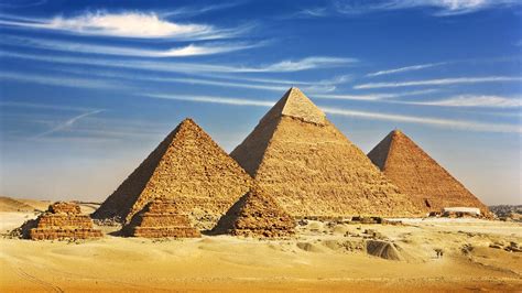 Pyramids of Giza and the Sphinx: Facts about the ancient Egyptian ...