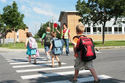 When Can Kids Walk to School Alone? – Ayeshahs Childcare Services