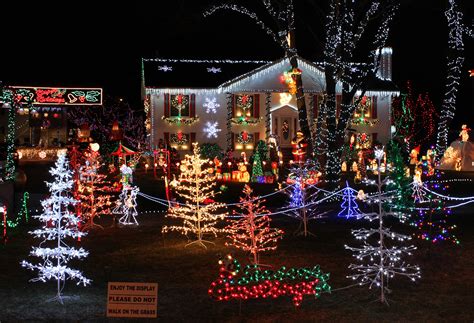 File:Christmas Lights house display.JPG - Wikipedia, the free encyclopedia