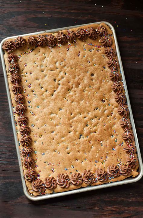 chocolate chip cookie cake recipe