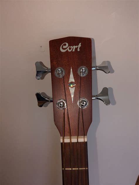 Cort acoustic bass | Guitars | Edmonton | Kijiji