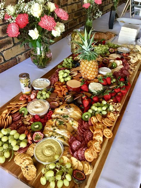 Pin by Inga Ko on Fingerfood | Party food platters, Buffet food, Food ...