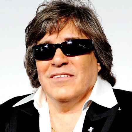 Jose Feliciano Biography, net worth, career, married,wife, son, daughter