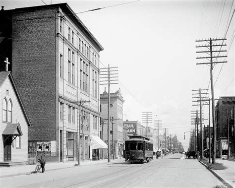 Early 1900s, 1906, Newport News, VA, Washington Ave Photograph by ...