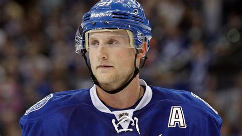 Steven Stamkos has first morning skate since injury