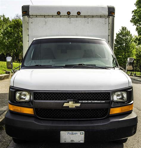 2003 Chevrolet Express G 3500 Cutaway 12 Foot Box Truck W / Thieman Tvl ...