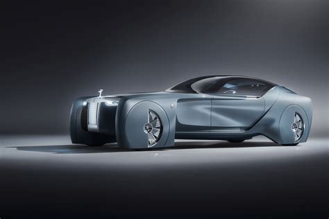 WORLD PREMIERE: Rolls Royce Vision NEXT 100