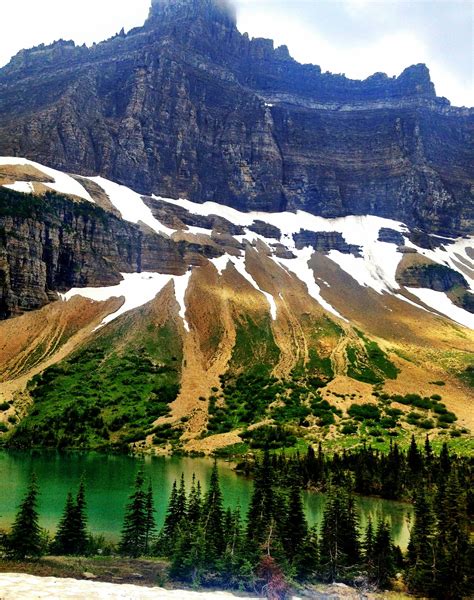 Iceberg Lake Trail in Glacier National Park - Girl Who Travels the ...