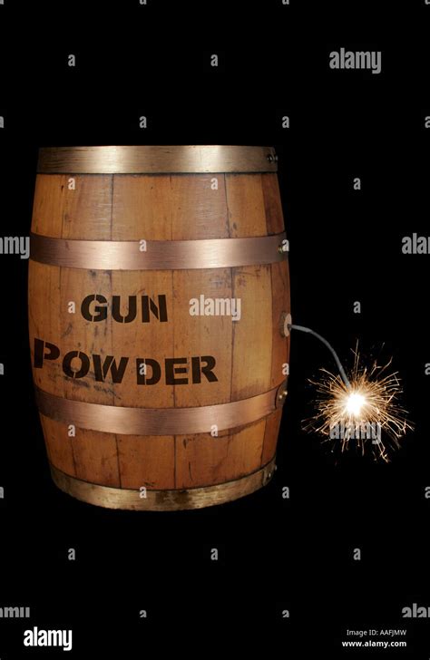 Gunpowder barrel hi-res stock photography and images - Alamy