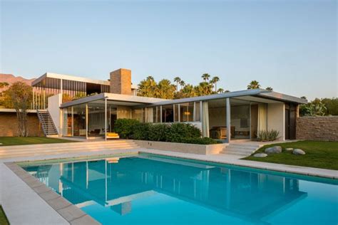 Neutra’s Kaufmann Desert House Asks $25M in Palm Springs