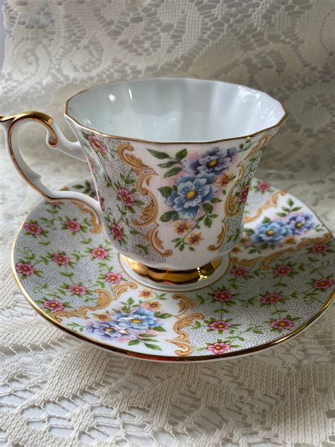 Queens Fine Bone China Cup and Saucer Beautiful Flower Design - Etsy