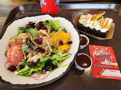 Disney Dining Beyond the Burger: Regal Eagle Smokehouse