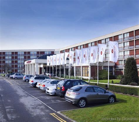 Crowne Plaza Heathrow | Secure Your Holiday, Self-Catering, or Bed and ...