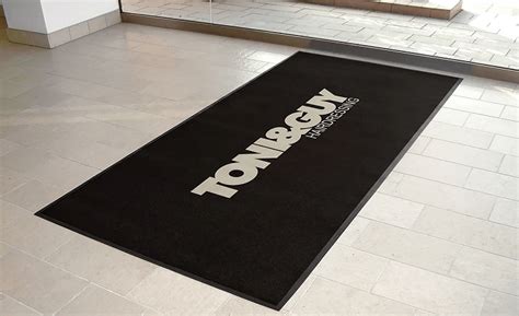 5 Advantages Of Having Custom Logo Floor Mats