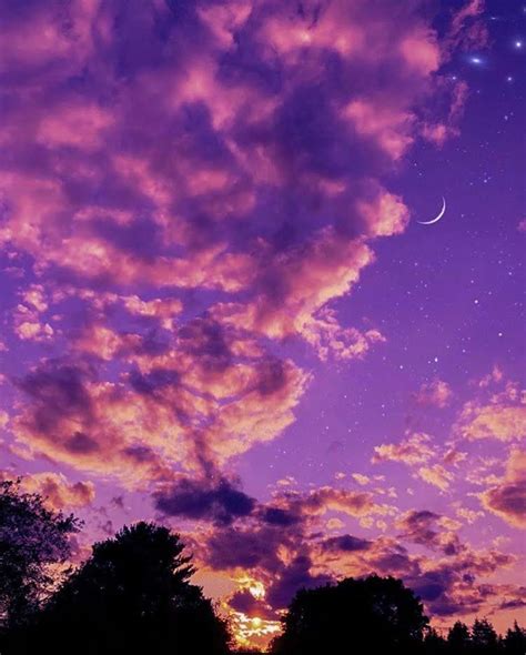 Purple sky aesthetic | Sky aesthetic, Nature pictures, Moon photography