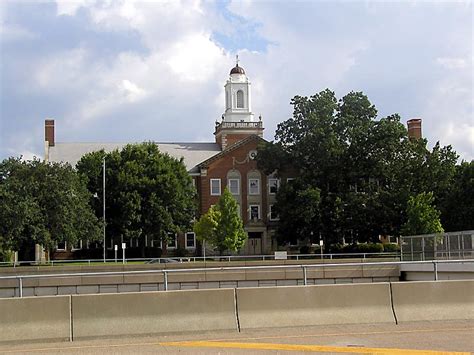 Arlington Heights High School - Architecture in Fort Worth